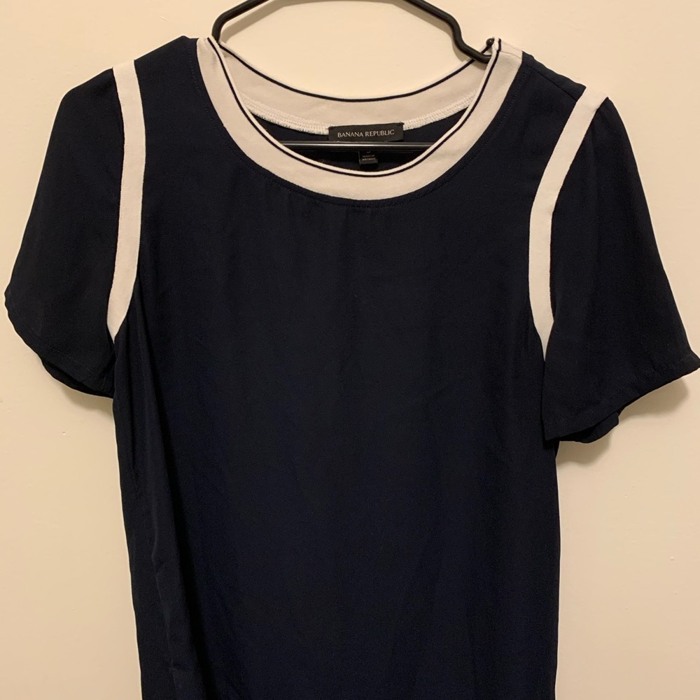 Banana republic navy blue shirt sleeve shirt